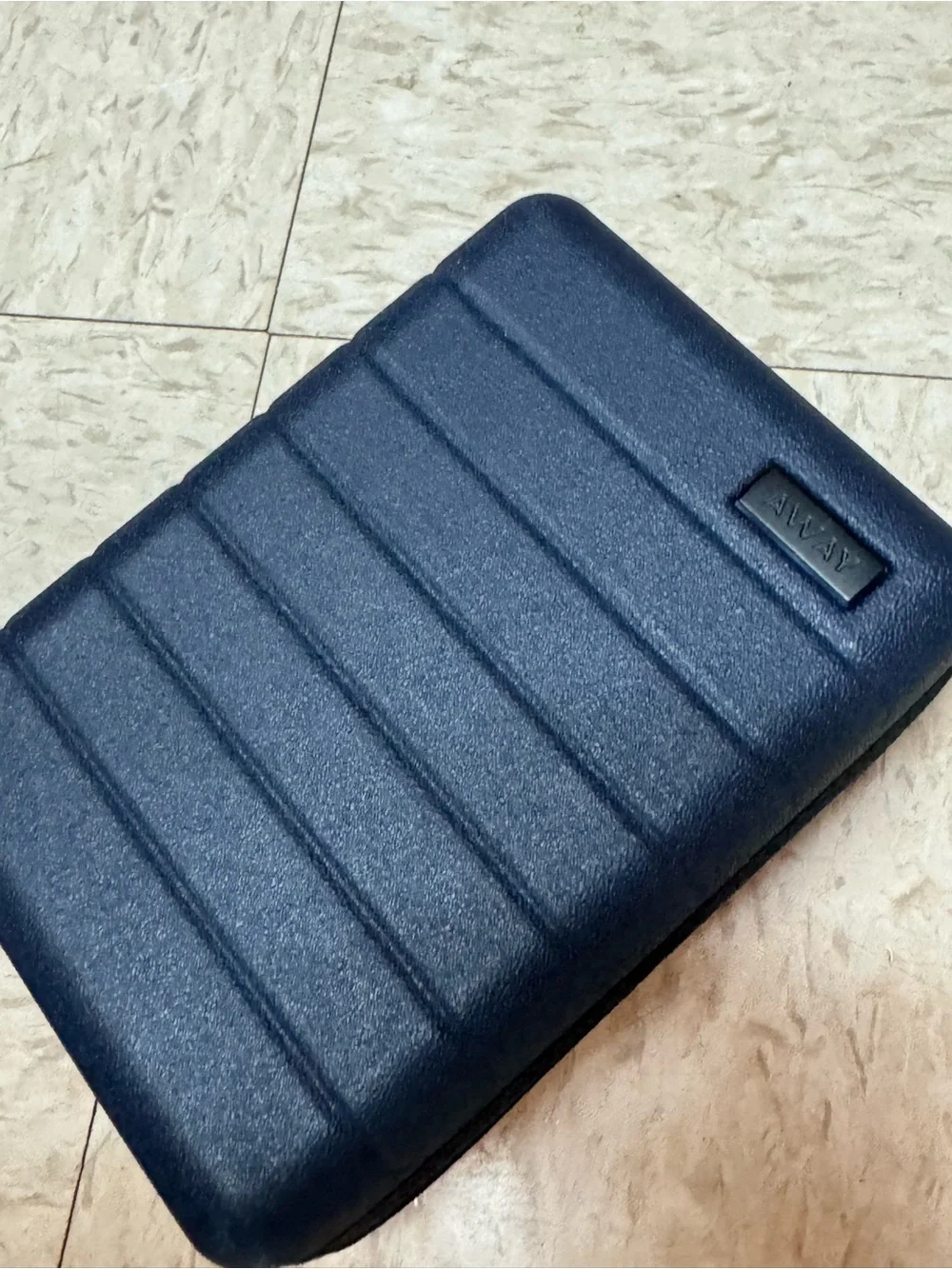 Away mini navy Hard Shell